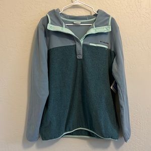 Women’s Columbia fleece hoodie